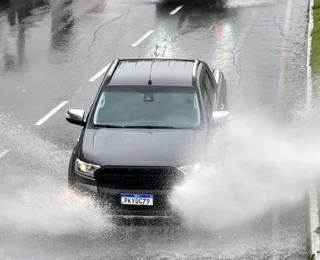 Tempestade com granizo na Bahia: 80 cidades entram em alerta