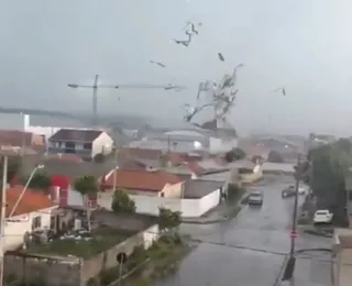 Tornado causa destruição e pânico em cidade brasileira