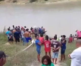 Três jovens morrem afogados após barco afundar no Rio São Francisco
