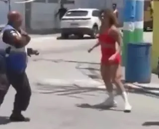 Vídeo: mulher briga com dois PMs e é detida