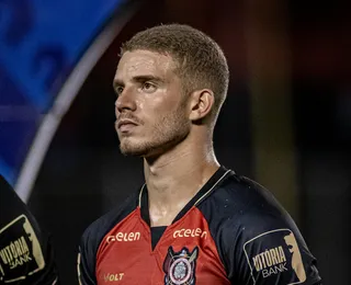 Volante que pertence ao Vitória chama atenção de time paulista
