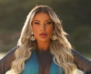 Andressa Urach é hospitalizada e culpa “abuso religioso”