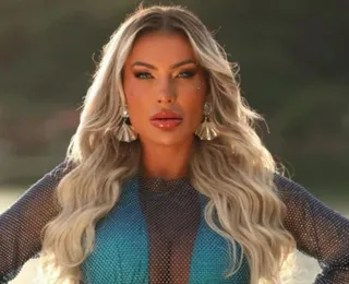 Andressa Urach se revolta após ter visto negado nos EUA
