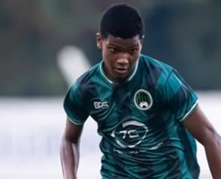Bahia contrata artilheiro de 14 anos do Brasileirinho para a base