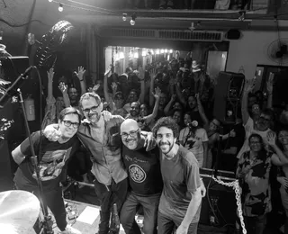 Banda baiana celebra 20 anos de disco com reencontro em Salvador