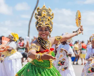 Blocos afro ganham apoio do Ouro Negro na Lavagem de Itapuã