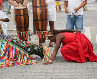 Chapéus, clones e protestos: personagens tomam a Lavagem de Itapuã