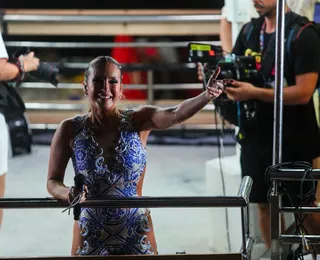 Claudia Leitte exalta Grupo A TARDE no Carnaval: "Valoriza nossa terra"