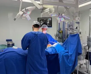 Criança paraplégica pode voltar a andar após cirurgia inédita