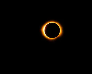 Cuidado ao olhar: Fenômeno raro transforma o Sol em fevereiro