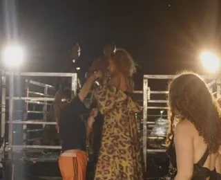 Daniela Mercury é atingida por spray de pimenta no Furdunço 2026