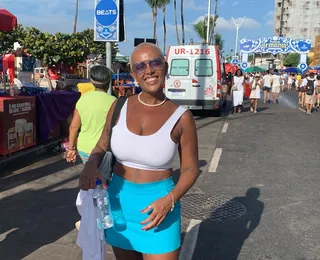 De azul e branco, devotos apostam no conforto para celebrar Iemanjá