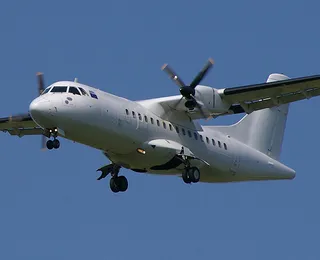 Destroços de avião desaparecido com 11 pessoas a bordo são encontrados