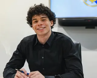 Filho de ex-craque da Seleção Brasileira assina com o Real Madrid