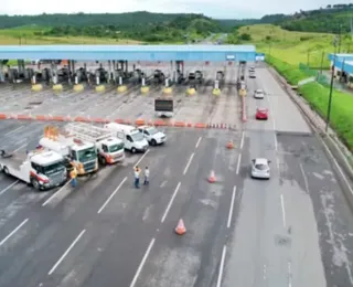 Homem é atropelado e morre na BR-324 após ser retirado de ônibus