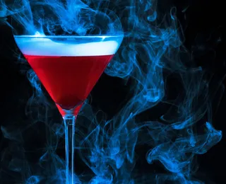 Homem tem estômago perfurado após beber ‘drink da moda’
