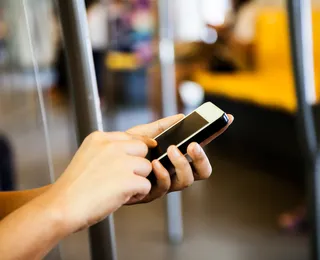 iPhone 15 por R$ 576? Leilão da Receita Federal abre lances