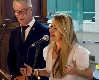 Mirella Bastos emociona ao interpretar hino em homenagem ao Senhor do Bonfim