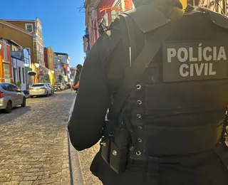 Mulher é presa em operação contra tráfico no Centro de Salvador