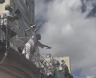 "Parem de competir": Saulo manda recado a artistas sobre disputa por maior pipoca