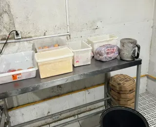 Pizzaria vendia comida estragada e faturava R$ 10 mil por dia