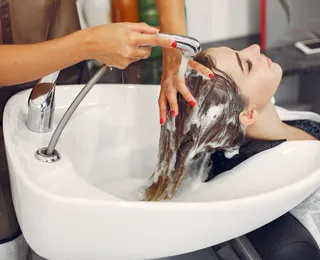 Por que você não deve lavar o cabelo neste feriado de Carnaval? Entenda a tradição