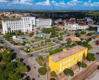 Prefeitura baiana vira alvo do TCM por compra de R$ 823 mil em livros