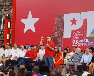Presidente do PT exalta legado de Jerônimo na Bahia: "Nos honra"