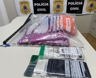 Quadrilha é presa tentando fraudar compra de abadás em Salvador
