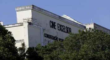 Futura casa da Câmara, Cine Excelsior tem risco de desabamento - Imagem