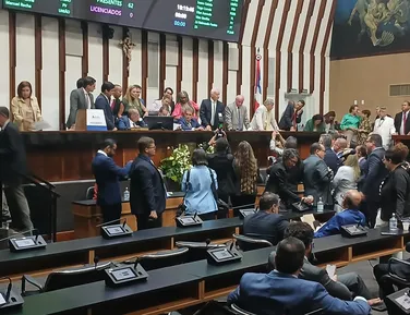 Alba ignora Justiça e aprova indicação de Josias Gomes ao TCE - Imagem