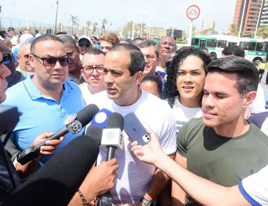 Com novas quadras, quiosques e parques orla de Pituaçu é inaugurada - Imagem