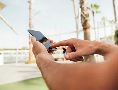 Criminoso exige valor exorbitante para devolver celular de turista - Imagem