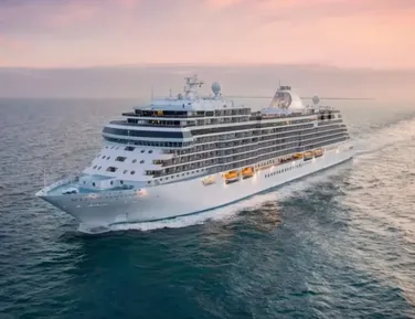 Cruzeiro de luxo sai do Brasil e percorre 9 cidades e 3 países - Imagem