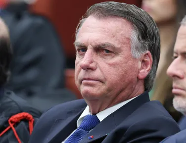 Defesa de Bolsonaro cita Mensalão para contestar condenação no STF - Imagem