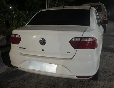 Falso policial civil é detido com veículo clonado na Estrada do Derba - Imagem