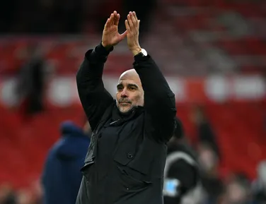 Guardiola rasga elogios a ex-atacante do Botafogo: "Ele ganha todas" - Imagem