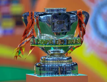 Léo Jardim x Hugo Souza: Quem é mais decisivo em cobranças de pênaltis - Imagem