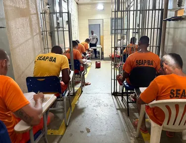 Mais de 5 mil detentos realizam Enem na Bahia - Imagem