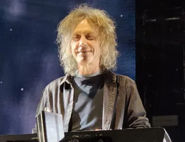 Morre Perry Bamonte, do The Cure, aos 65 anos - Imagem