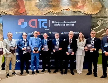 Obra sobre Graciliano Ramos é lançada pelo TCE/AL com apoio do IRB - Imagem