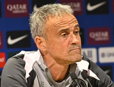 PSG vive ano de ouro e planeja contrato vitalício para treinador - Imagem