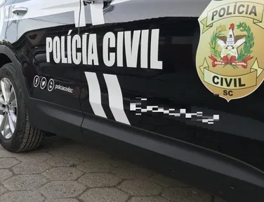 Policiais encontram três corpos em cemitério clandestino; entenda - Imagem