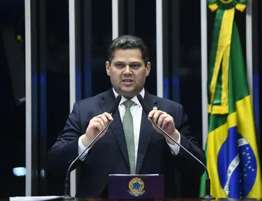 Tensão entre Senado e Planalto marca debate sobre indicação ao STF - Imagem