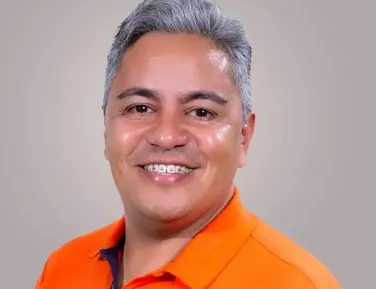 Alcobaça firma contrato de R$ 3 milhões com brecha para aditivos - Imagem