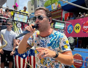 Amor, sofrência e multidão: arrocha toma conta do Campo Grande - Imagem