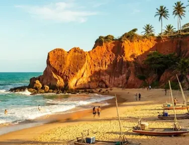 Balneário no Nordeste atrai turistas por praias de águas cristalinas - Imagem
