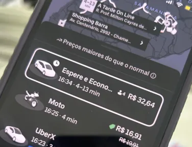 Bateria fraca deixa a corrida mais cara? O que está por trás dos preços do Uber - Imagem