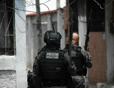 Brasil rumo ao Narcoestado? A infiltração do crime na política e na economia - Imagem