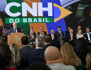 Brasileiros aprovam acordo Mercosul-UE e nova CNH, mas divergem sobre Maduro - Imagem
